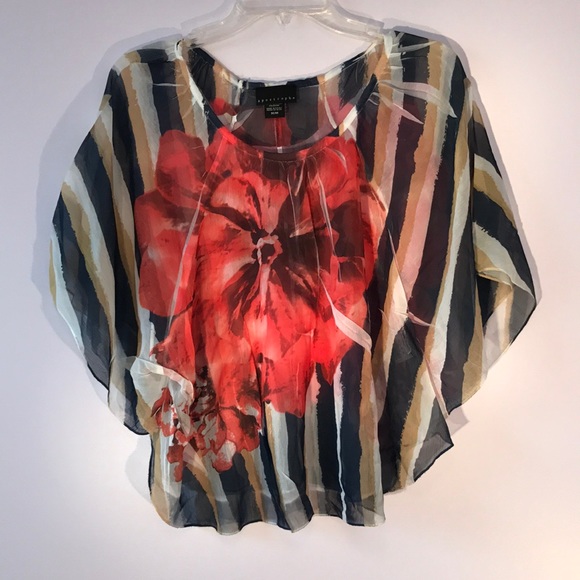 Sheer Batwing Blouse - Picture 5 of 7